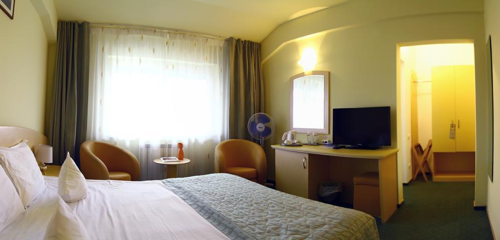 Eurohotel Nagybánya Kültér fotó